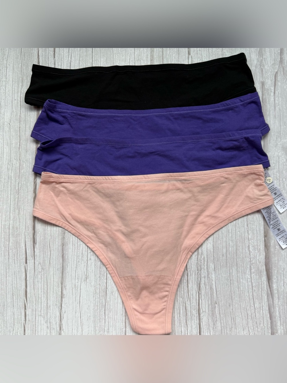 Hanky Panky Womens PlayStretch Natural Rise Thong